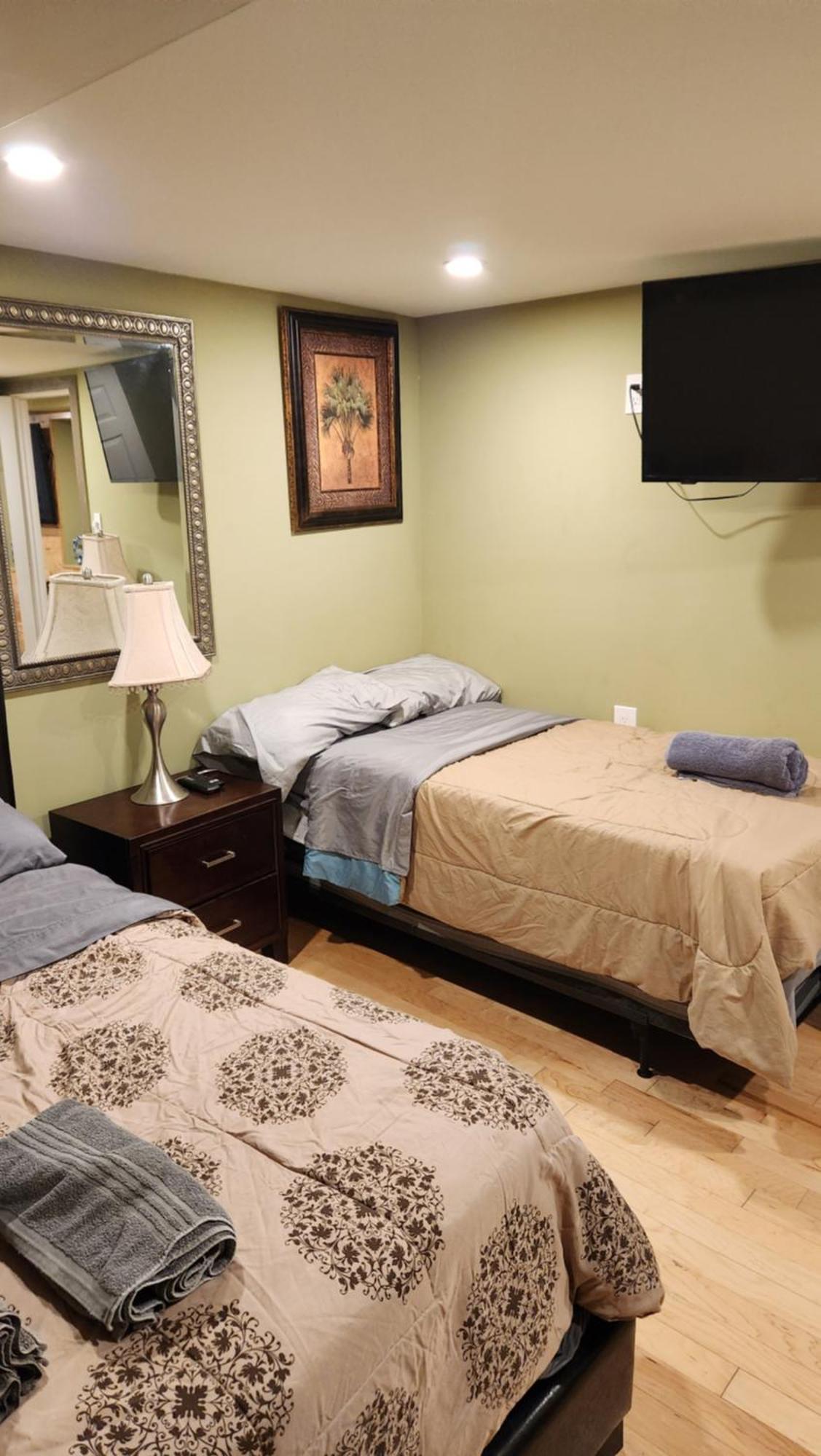 Two Bedroom Few Blocks From The Beach And Tropicana Casino Атлантик Сити Екстериор снимка